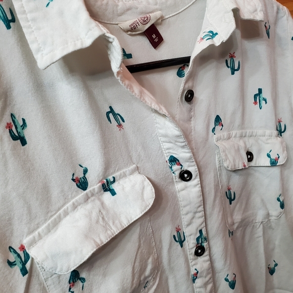 Cactus Button Down - Picture 4 of 4
